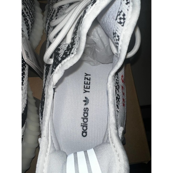 Size 11 - adidas Yeezy Boost 350 V2 \